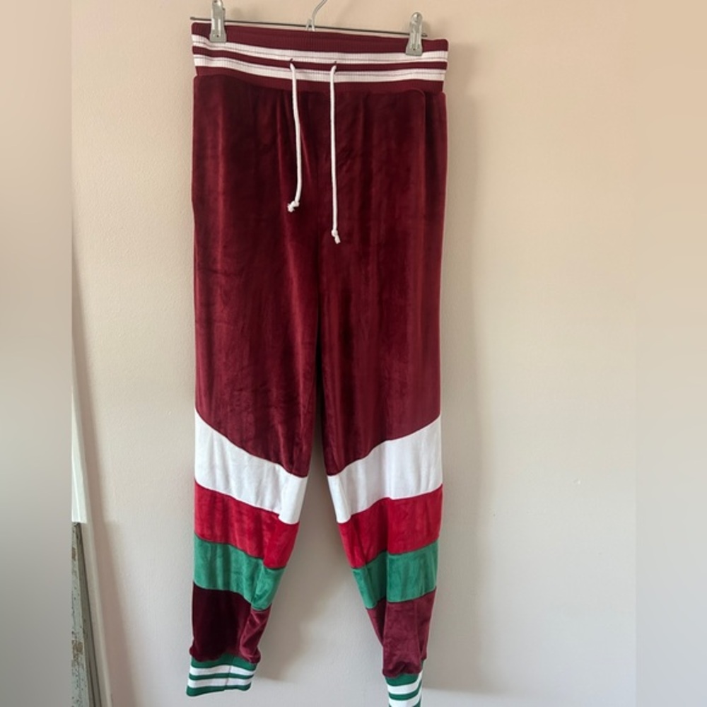 Blizzard Bay Men’s Burgundy Velour‎ Joggers Pants Drawstring Soft Size Small
